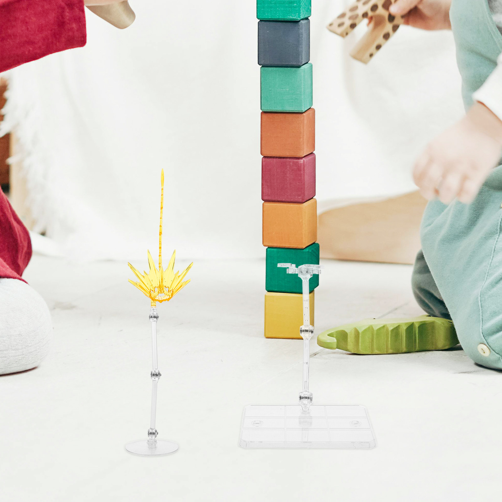 قطعتان من حوامل عرض التأثيرات  - مراجعة Action Figure Stand وسعره